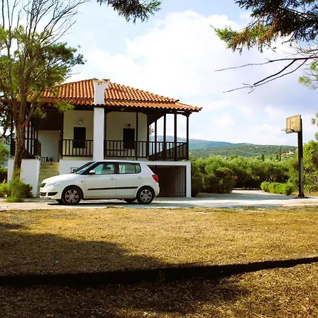 The Sisters House * Vathirrevma