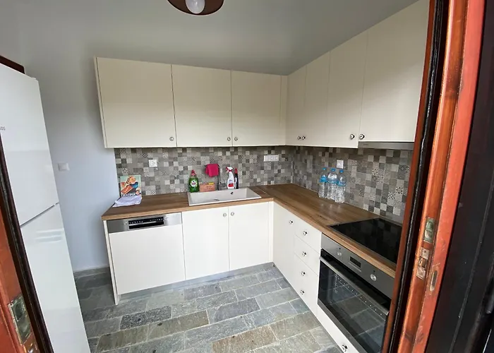 The Sisters House Σπίτι διακοπών Vathirrevma