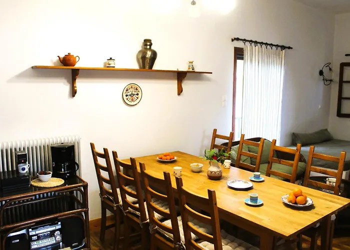 Σπίτι διακοπών The Sisters House Vathirrevma