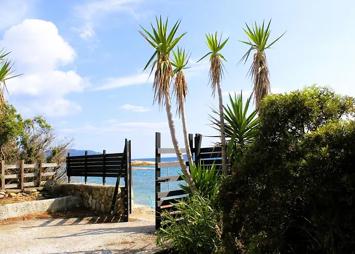 The Sisters House * Vathirrevma